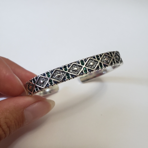 Cuff Bracelet for Women, Creative Design Sparkling Zircons, stamped S925 - Picture 7 of 11